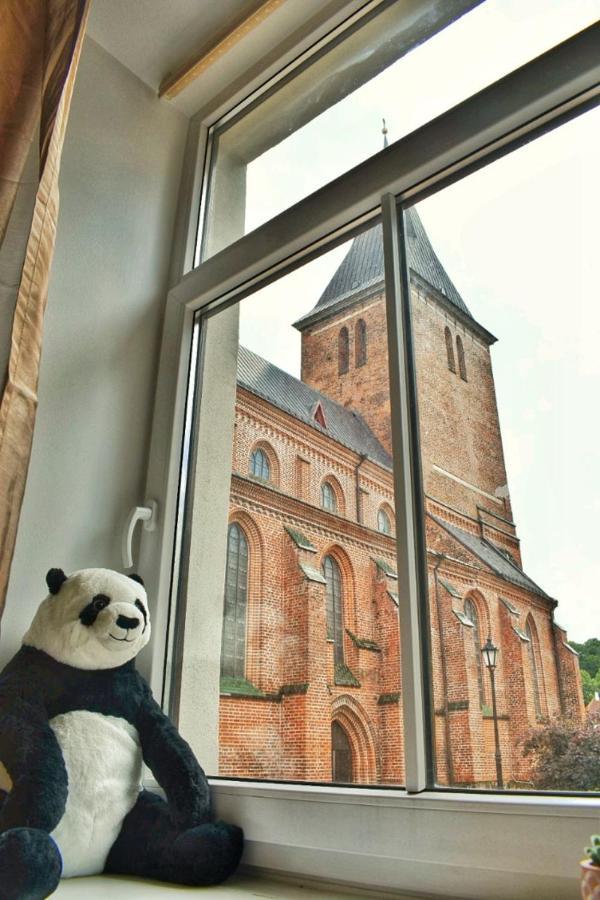 Panda House - Luxury In Old Town Apartment Tartu Exterior photo