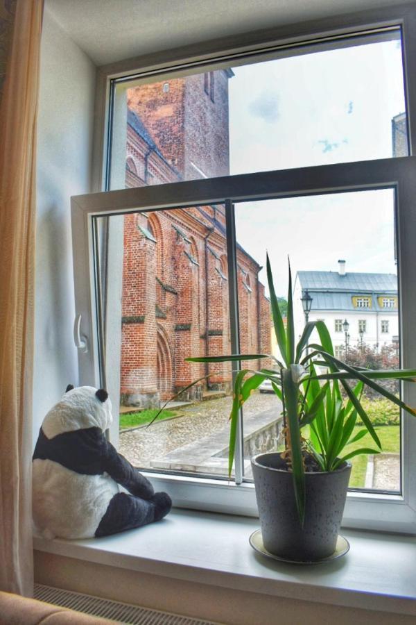 Panda House - Luxury In Old Town Apartment Tartu Exterior photo